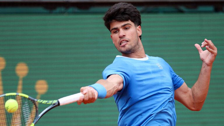 Tay vợt số 2 thế giới Carlos Alcaraz rút lui khỏi giải đấu French Open