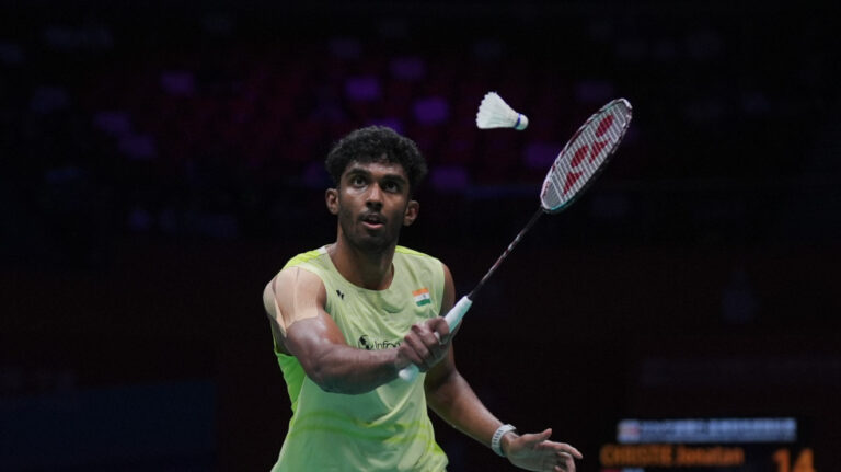 Giải Cầu Lông Vô Địch Châu Á 2026: Ayush Shetty đánh bại Jonatan Christie, chắc chắn có huy chương