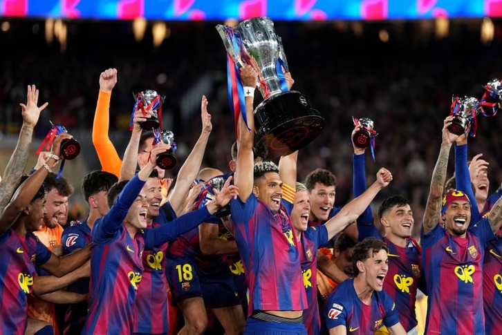 El Clasico: Barcelona đánh bại Real Madrid 2–0, chính thức bảo vệ thành công chức vô địch La Liga