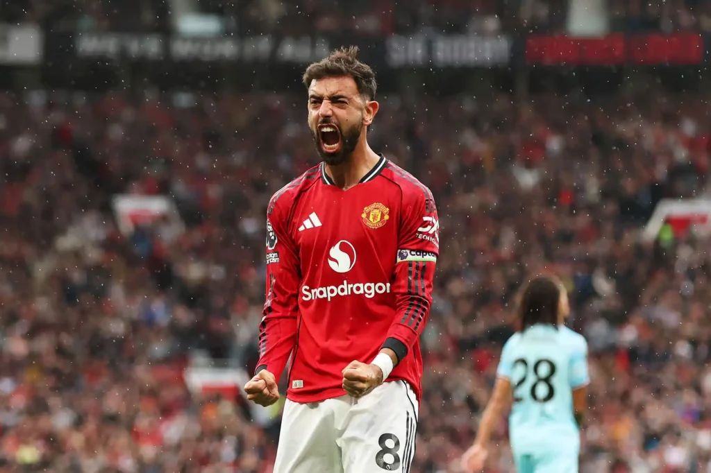 Bruno Fernandes lần đầu nói về quyết định ở lại Man Utd: "Thành công ở đây là điều không câu lạc bộ nào khác mang lại được"