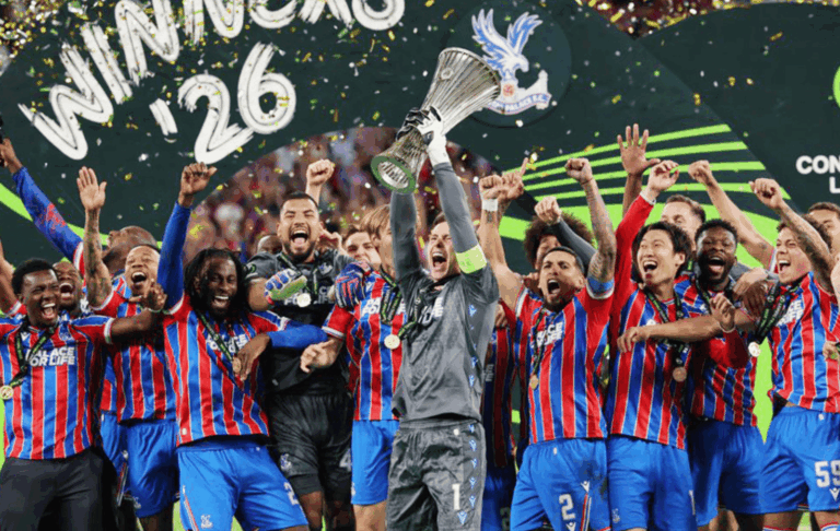 Crystal Palace gây bất ngờ lớn khi chinh phục Conference League 2026, mở ra chương mới dưới triều đại Oliver Glasner.