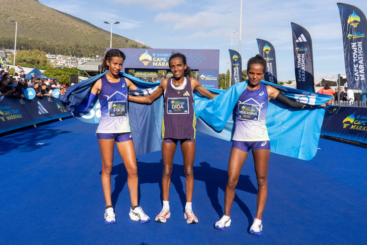 Mohamed Esa phá kỷ lục giải đấu, Ethiopia thống trị Sanlam Cape Town Marathon 2026