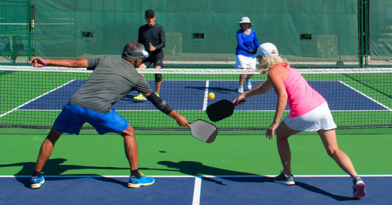 Tổng hợp các sân pickleball Sài Gòn đầy đủ nhất 2026