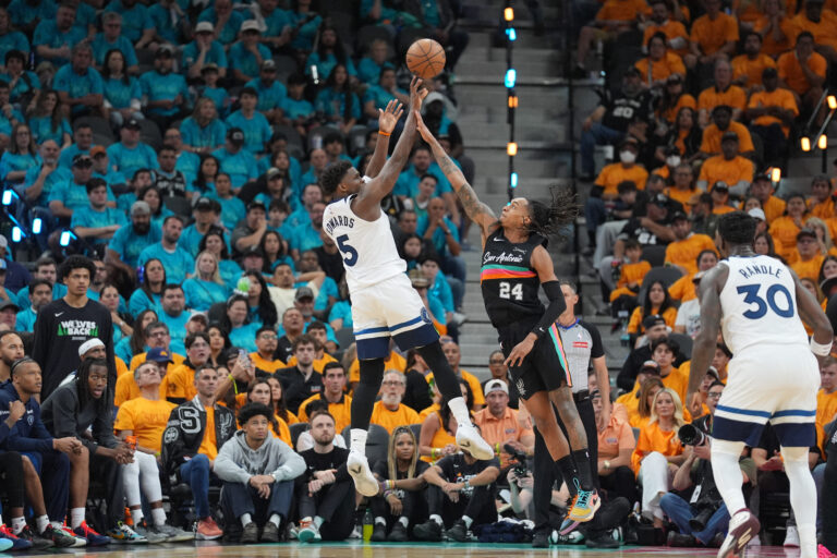Tổng kết vòng bán kết NBA 2026: Những bất ngờ và bài học sau Game 1