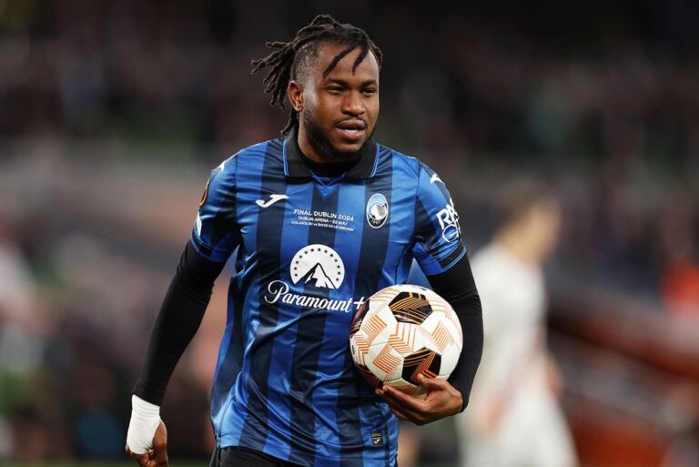 Thẻ mô tả SEO hình ảnh: Galatasaray đang theo đuổi Ademola Lookman và hy vọng Victor Osimhen sẽ giúp thuyết phục ngôi sao Nigeria chuyển đến Thổ Nhĩ Kỳ.