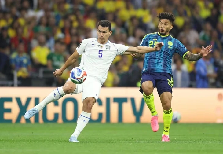 Uzbekistan dù để thua Colombia trận ra quân World Cup 2026 nhưng vẫn cho thấy bộ mặt khó chịu của mình.
