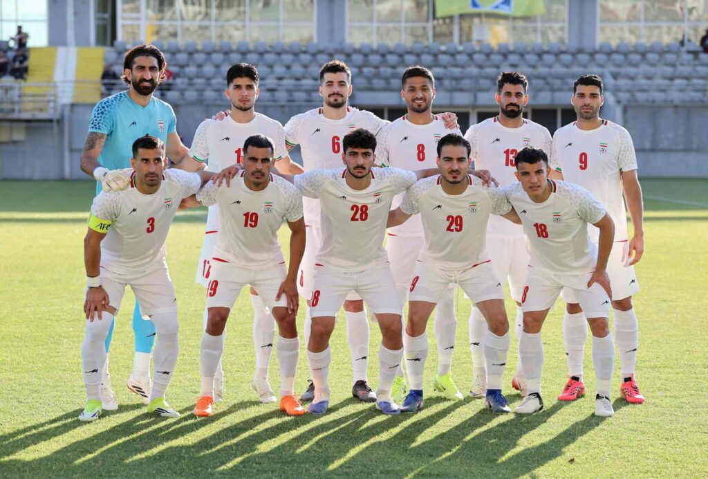 Iran sở hữu lối chơi phòng ngự kỷ luật cùng kinh nghiệm nhiều lần dự World Cup, sẵn sàng cạnh tranh trực tiếp với Ai Cập cho tấm vé đi tiếp.