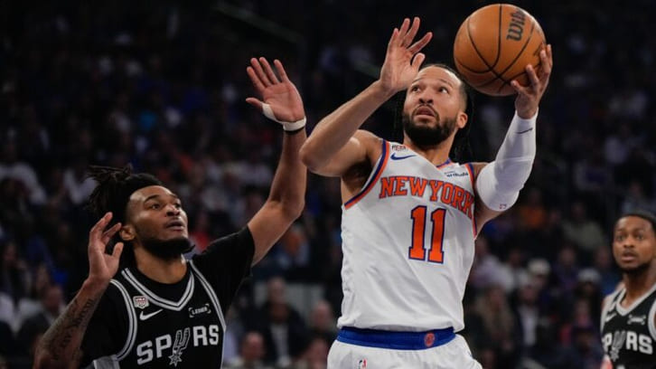 Jalen Brunson tiếp tục tỏa sáng, OG Anunoby trở thành người hùng