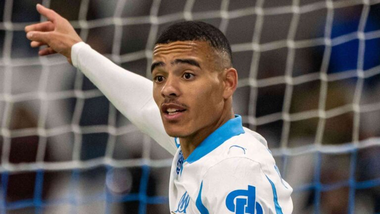 Tiền đạo Mason Greenwood được cho là đã đạt thỏa thuận cá nhân với AS Roma và đang chờ hai CLB hoàn tất đàm phán chuyển nhượng.