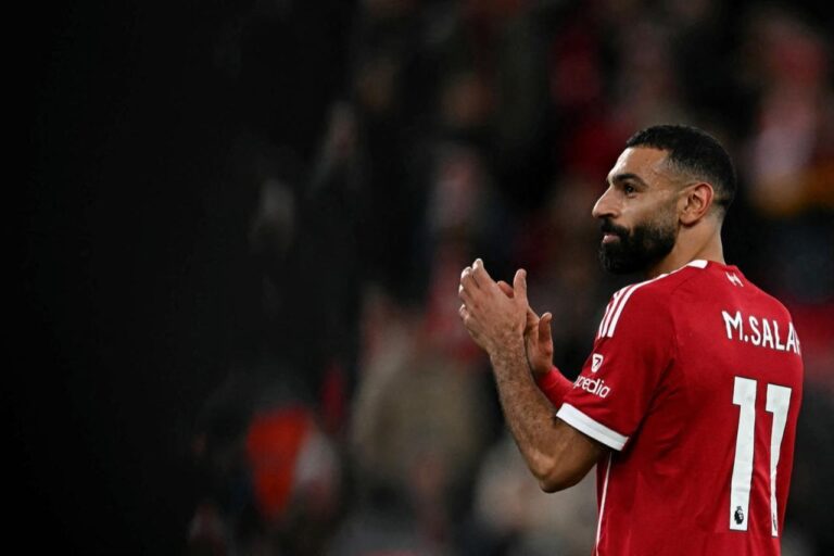 Ngôi sao Liverpool Mohamed Salah bất ngờ xuất hiện trong các tin đồn chuyển nhượng liên quan đến Fenerbahce tại Thổ Nhĩ Kỳ.