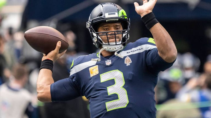 Russell Wilson chính thức nói lời chia tay NFL