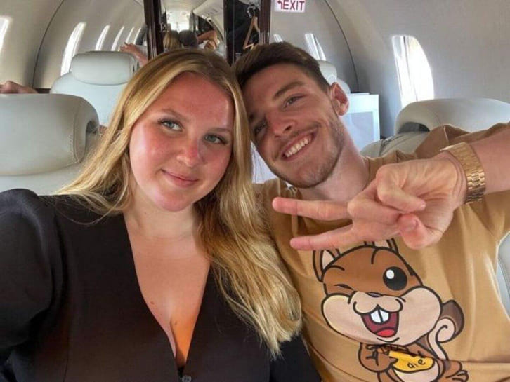 Lauren Fryer và Declan Rice gây chú ý với chuyện tình vượt qua nhiều áp lực dư luận